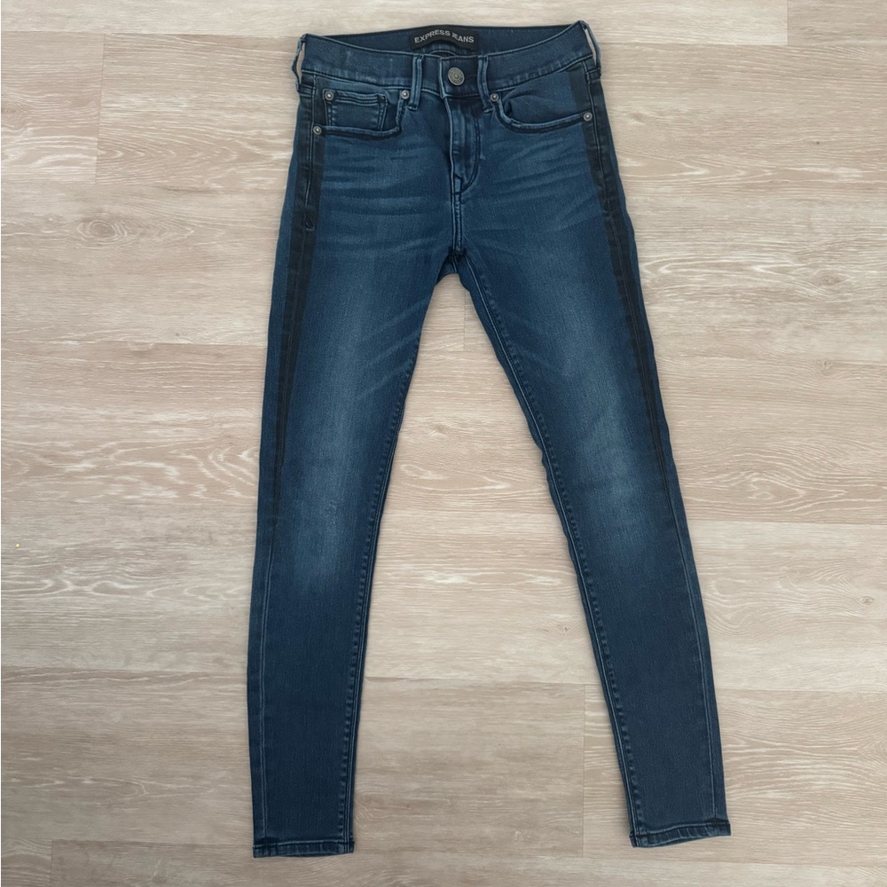 Express mid rise jeans
